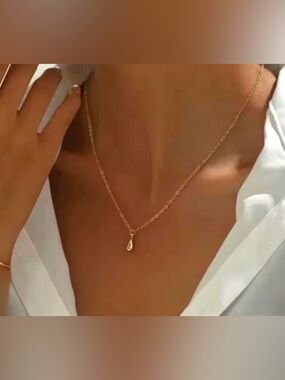 NEW Drip Drop Necklace 18k Gold Plate Liquid Molten Metal Teardrop AP21